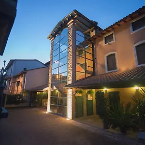 http://residenze-luncinaia-holiday-house.hotels-perugia.com